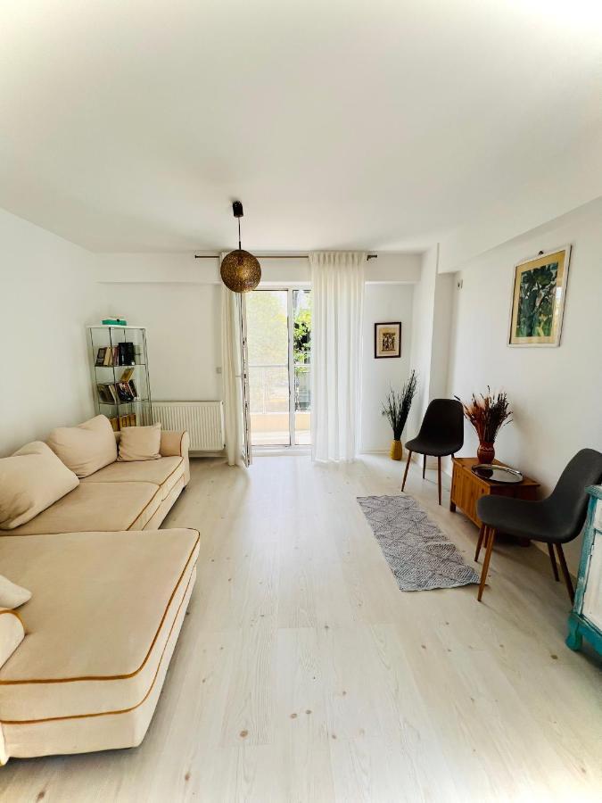 The Airport Loft Apartment Otopeni Exterior photo